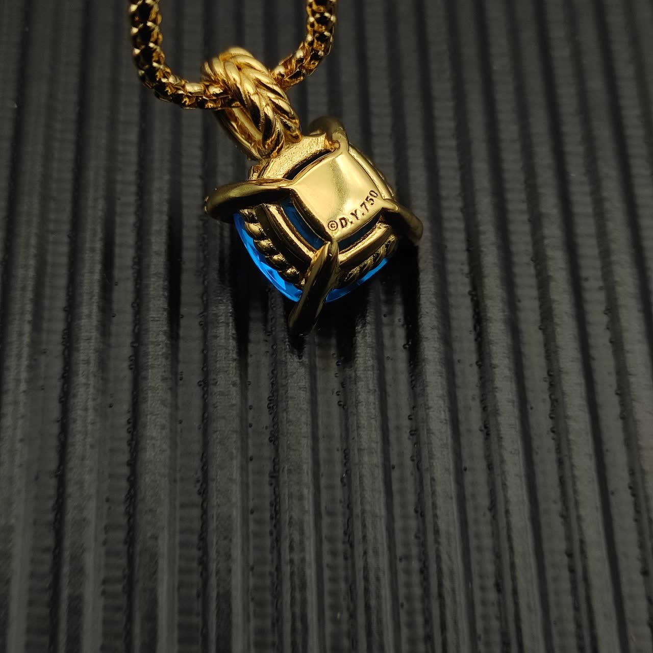 David Yurman Blue Topaz Cable Collectibles Pendant Necklace